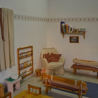 [Angolo lettura preparato per favorire momenti di ascolto e conversazione, Micronido Montessori gestito dall’ONM in Convenzione con Roma Capitale, via Nomentana 56, primo decennio del Duemila] – Archivio ONM.$$$527