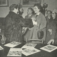 <p>[Maria de Unterrichter Jervolino, President of the Opera Nazionale Montessori, receives greetings from the students of the Montessori Method Didactic Specialization Course, Rome, 1957] – in "Vita dell’infanzia", vol. VI, no. 2, 28 February 1957, p. 35.</p>$$$542