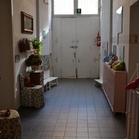 [Ingresso e accoglienza del Micronido Montessori gestito dall’ONM in Convenzione con Roma Capitale, via Nomentana 56, primo decennio del Duemila] - Archivio ONM.$$$521